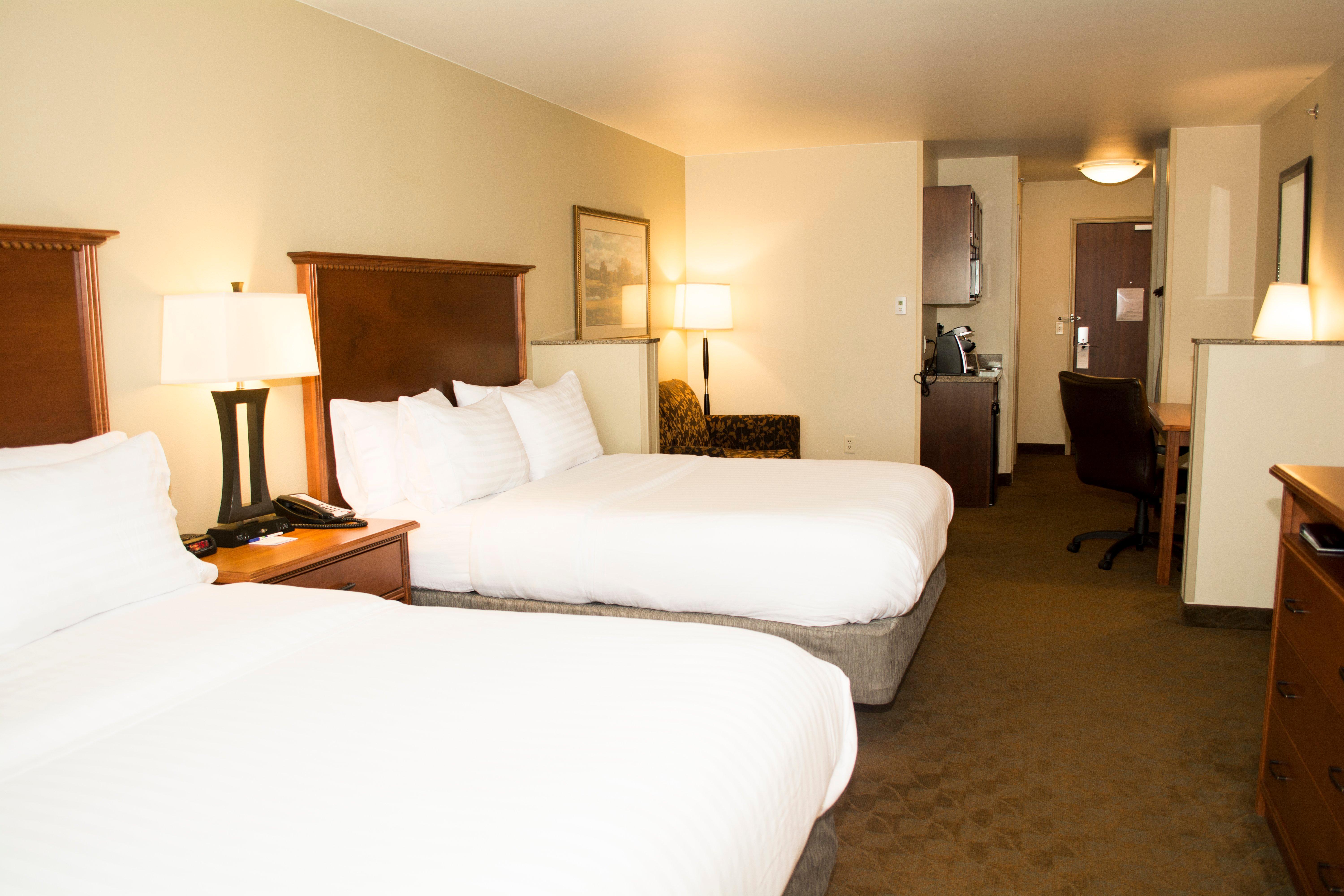 Holiday Inn Express & Suites - Mason City By Ihg Exterior photo